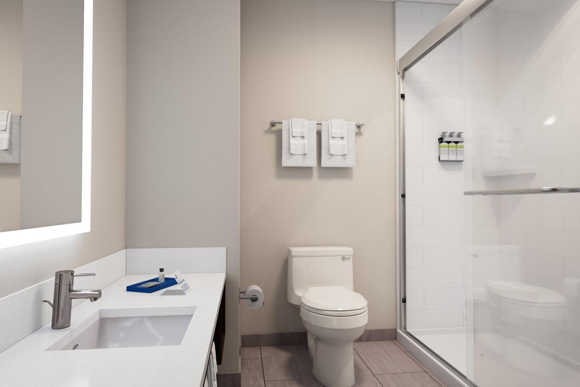 Holiday Inn Express & Suites Haltom City - Ft. Worth By Ihg Esterno foto