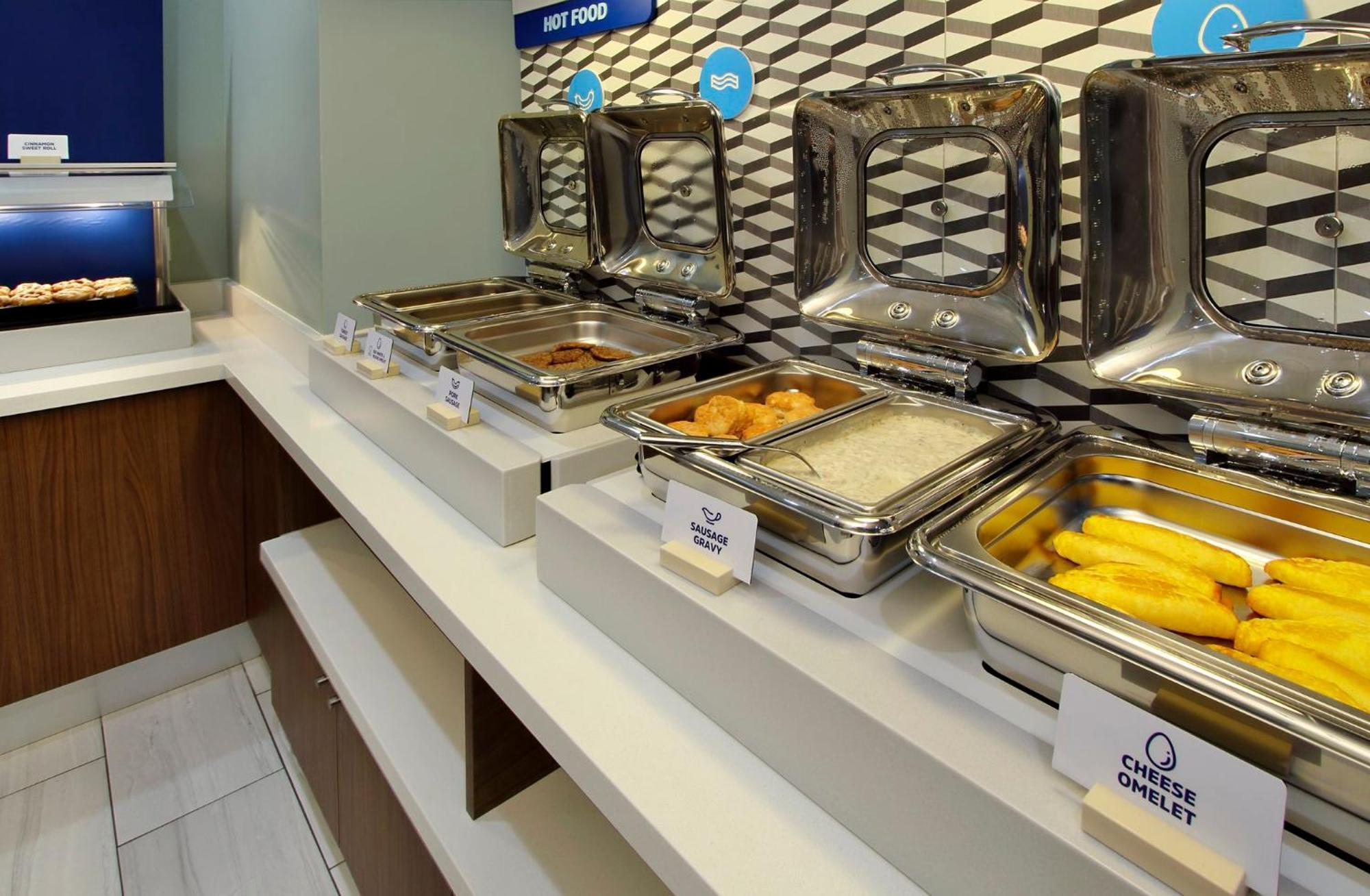 Holiday Inn Express & Suites Haltom City - Ft. Worth By Ihg Esterno foto
